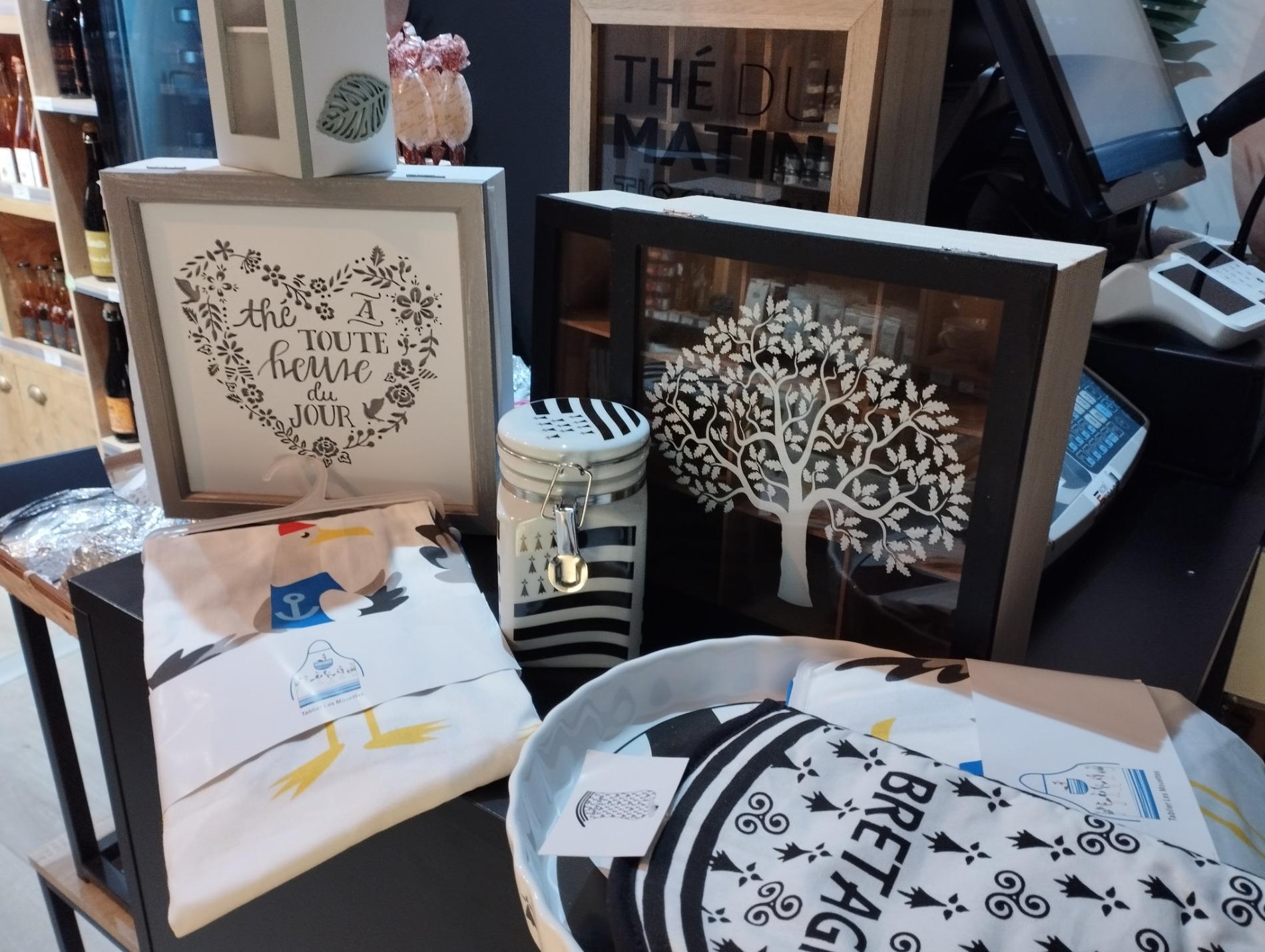 Les accessoires chez le coffre aux d&eacute;lices